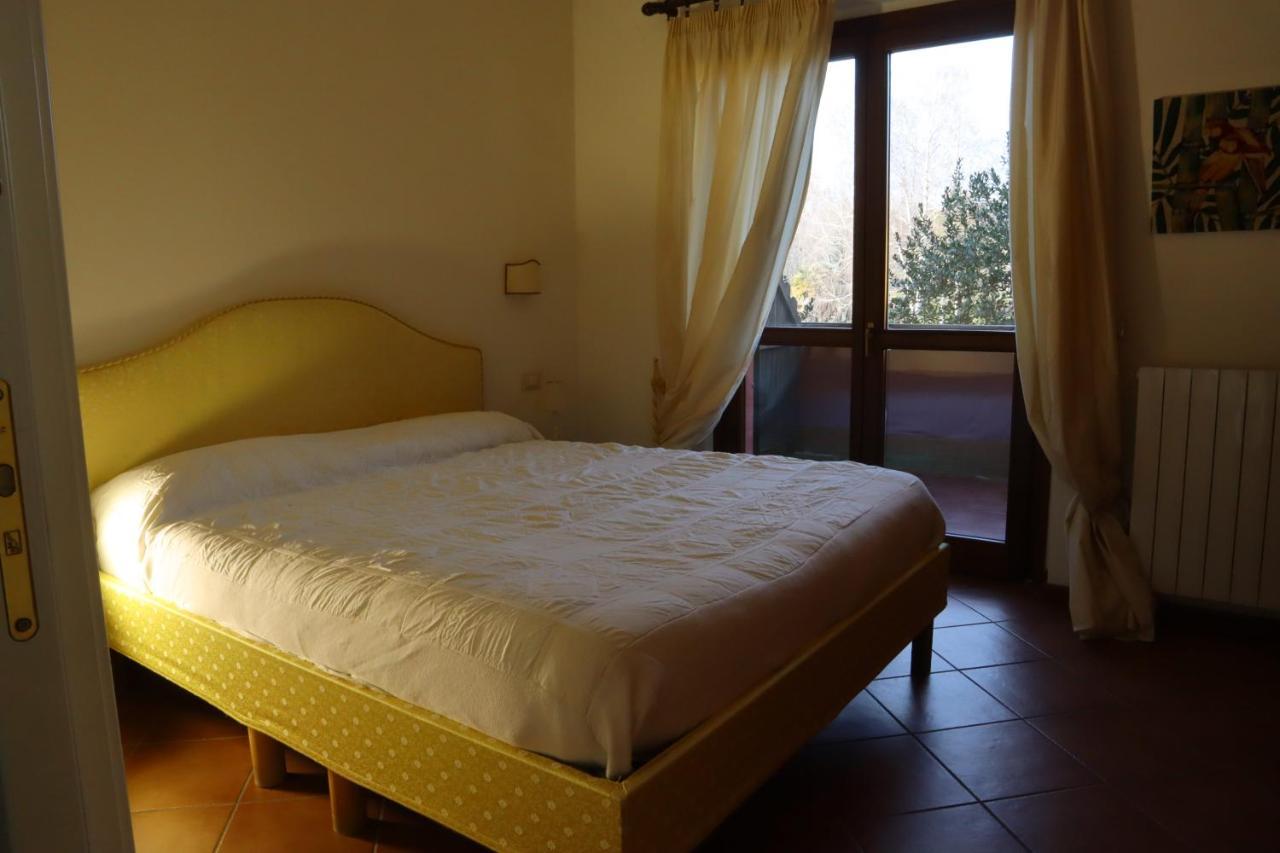 Relais Ca Nova Guest House Bogogno Eksteriør billede