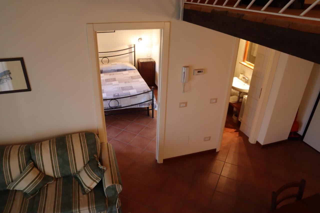 Relais Ca Nova Guest House Bogogno Eksteriør billede