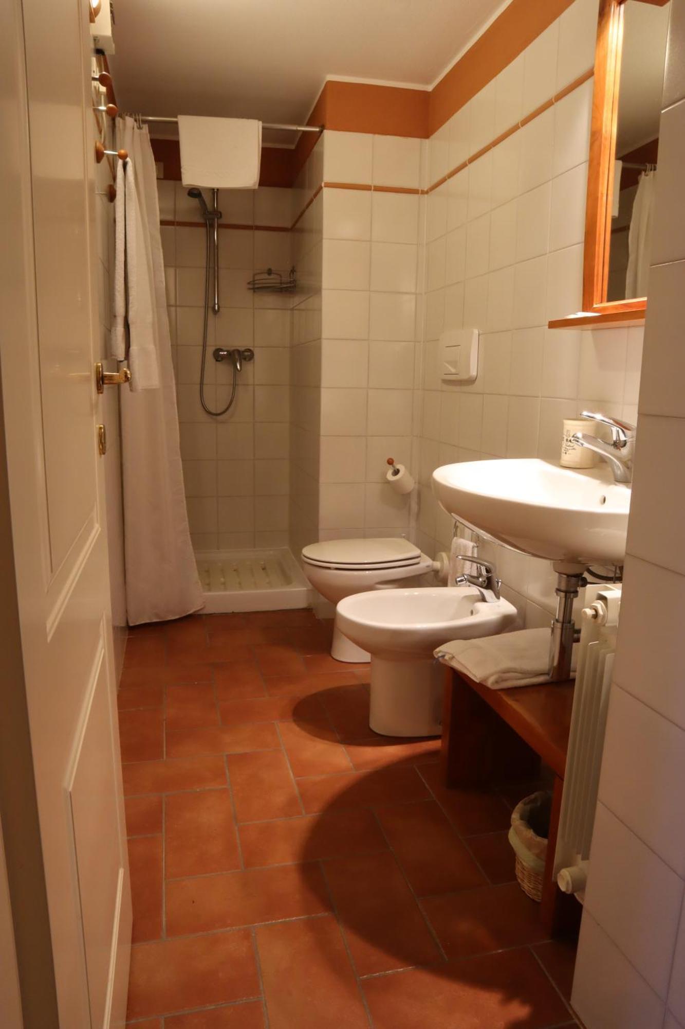 Relais Ca Nova Guest House Bogogno Eksteriør billede